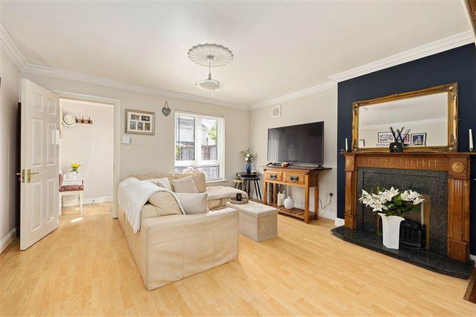9, Gandon Mews, Co. Dublin, historical listing image 4