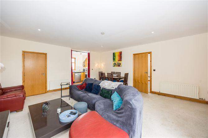 31 Woodbrook Hall, Castleknock, Dublin 15, historical listing image 6