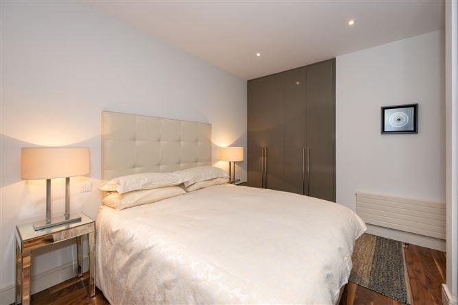 124 The Elysian, Port Lane, Cork, historical listing image 6