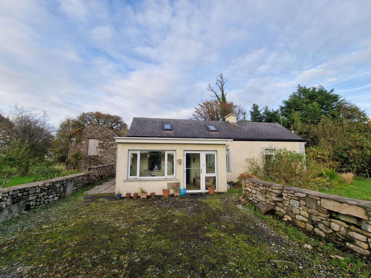 Barnahesker, Kilkelly, Aghamore, Co. Mayo, F35WC90, historical listing image 1