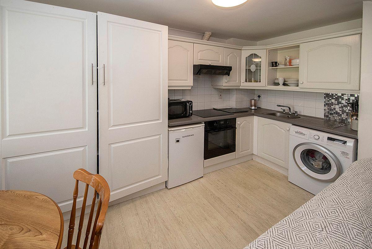 4 Castle Street, Harbour Bay, Dungarvan, Co Waterford, X35TC62, historical listing image 6