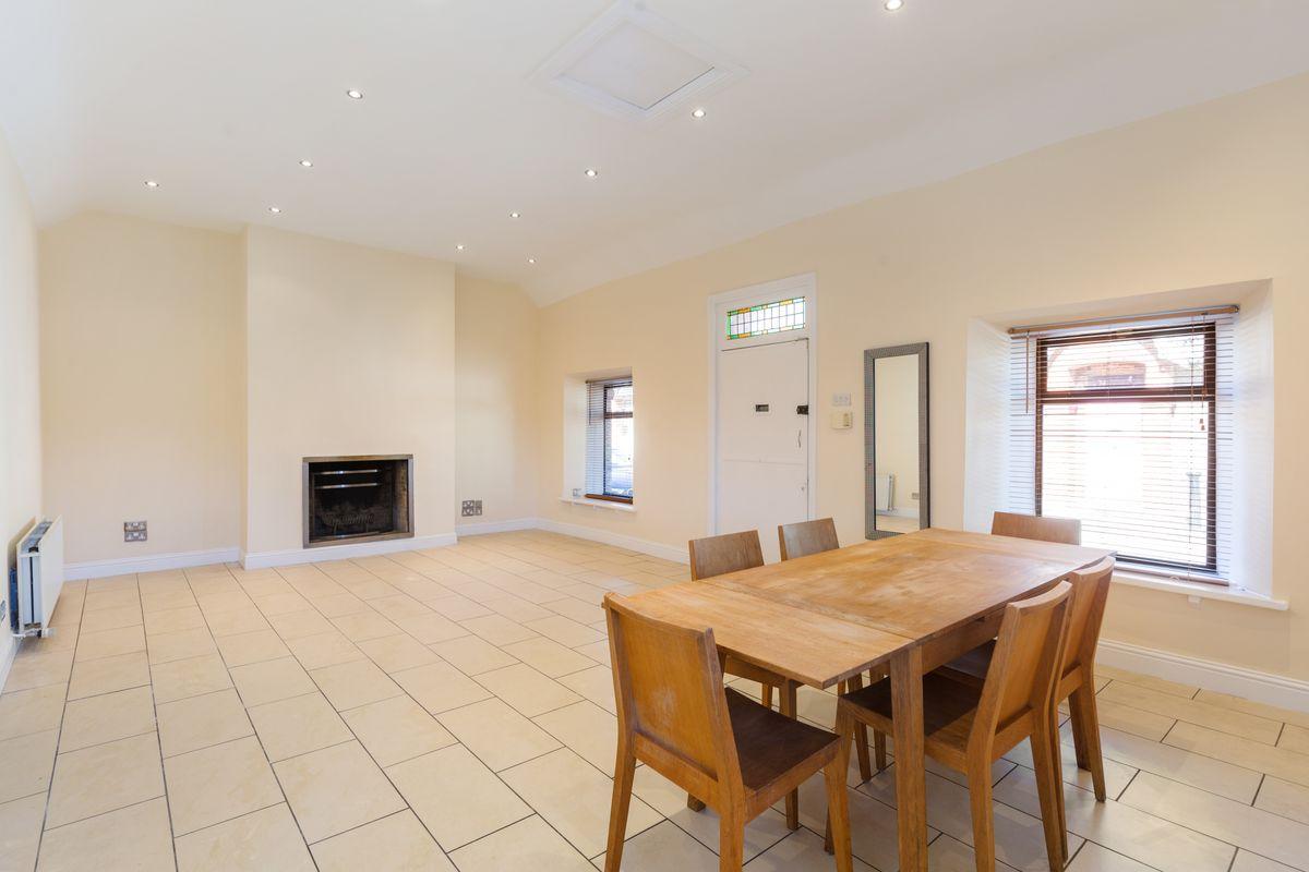 7 Estate Cottages, Shelbourne Road, Ballsbridge, Dublin 4, D04V4Y8, historical listing image 3