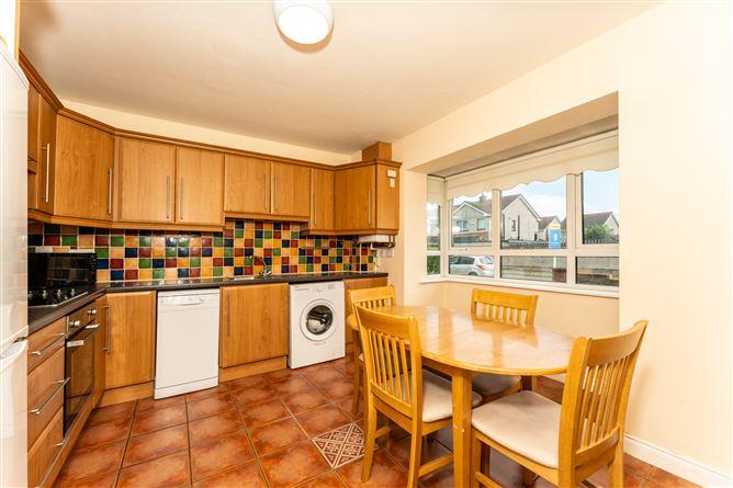 92 Castle Manor, Drogheda, Co. Louth, historical listing image 3
