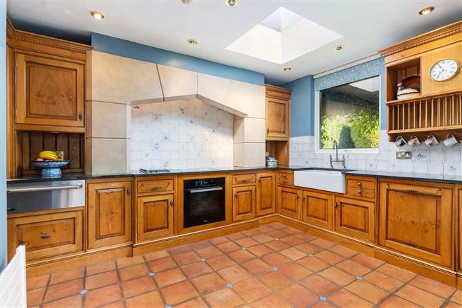 Woodview, Gordon Avenue, Dublin 18, historical listing image 5