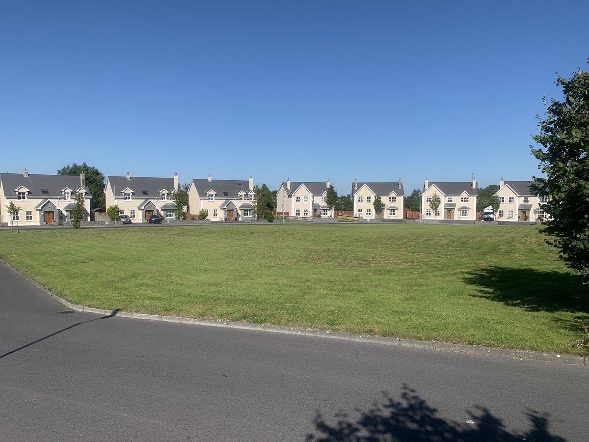 3 Pairc An Tobair, Caltra, Ballinasloe, Co. Galway, historical listing image 4