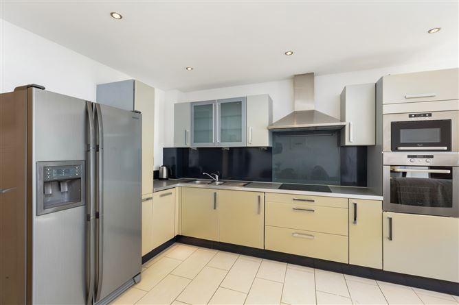 Apartment 17, Le Hunt House, Brennanstown Square, Cabinteely, Cabinteely, Dublin, historical listing image 5