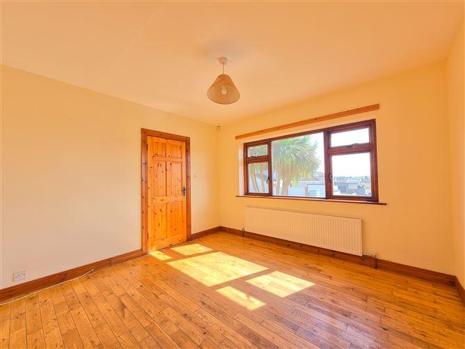 No. 3 Knockthomas Drive , Castlebar, Mayo, historical listing image 5