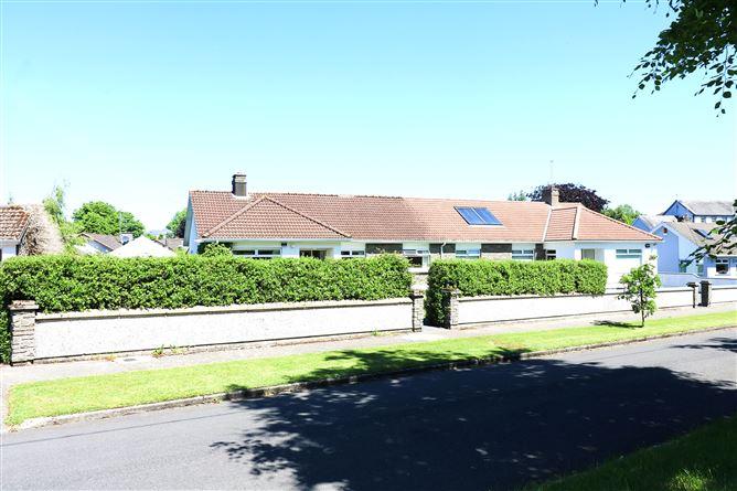 22 Castle Park, Carrick-on-Suir, Tipperary, historical listing image 2