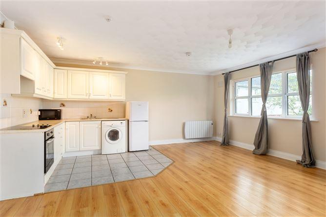 11 Ard Aoibhinn, Naas, Kildare, historical listing image 3