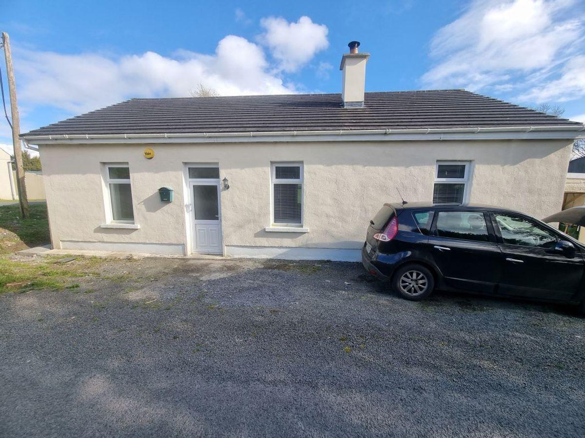 Carrowbehy, Castlerea, Co. Roscommon, F45XV63, historical listing image 3