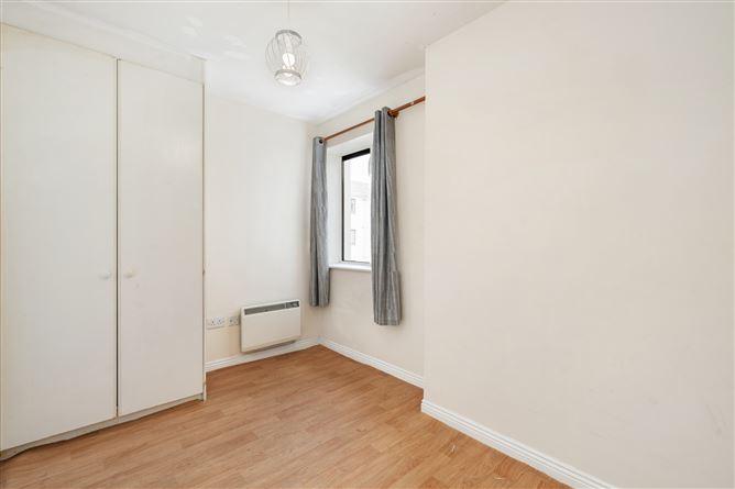 63 Kings Court, Parnell Street, Dublin 1, historical listing image 6