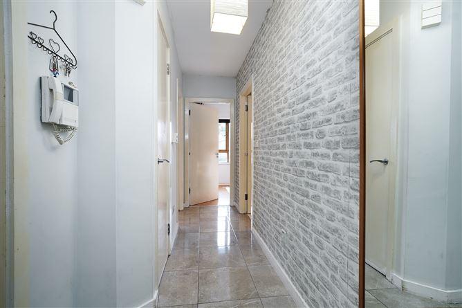 Apt 6 Pier 19, Bridgefoot St, Dublin 8, County Dublin, historical listing image 3