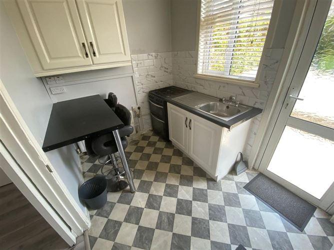 28 Patrick O'Donoghue Place, The Lough, Cork, historical listing image 5