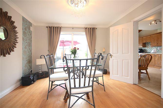 11 The Avenue, Lutterell Hall, Dunboyne, Meath, historical listing image 6