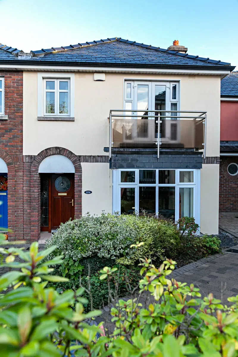 124 Dun Na Carraige, Blackrock, Salthill, Co. Galway, historical listing image 1