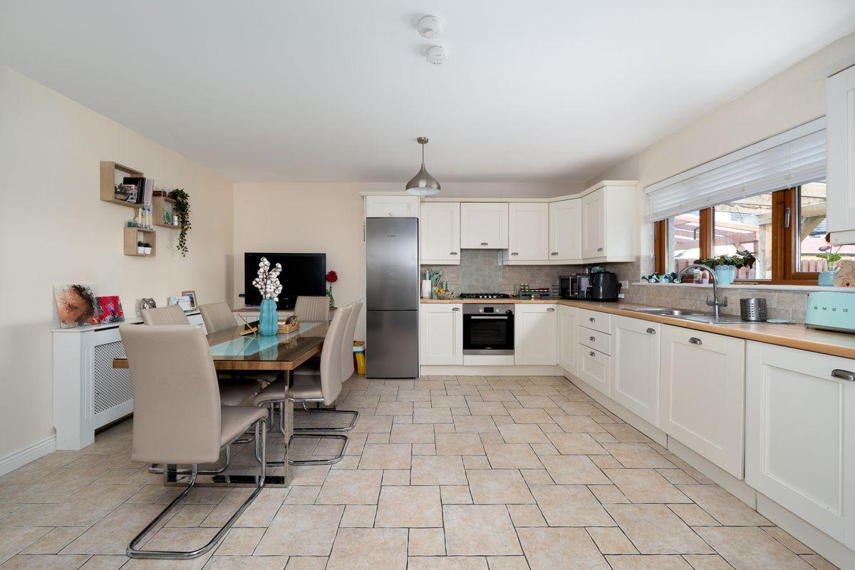 35 Abbeybrook Gardens, Kilbeggan, Co Westmeath, N91E624, historical listing image 6