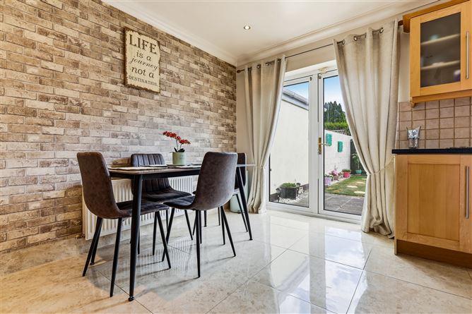 28 Pairc Na Cuileann, Poppintree, Dublin 11, historical listing image 5