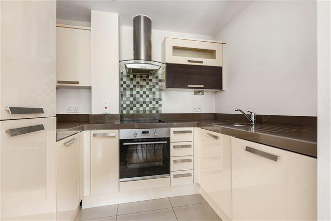 2 Ardavon Hall, Hazelbrook Square, Churchtown, Dublin 14, historical listing image 4