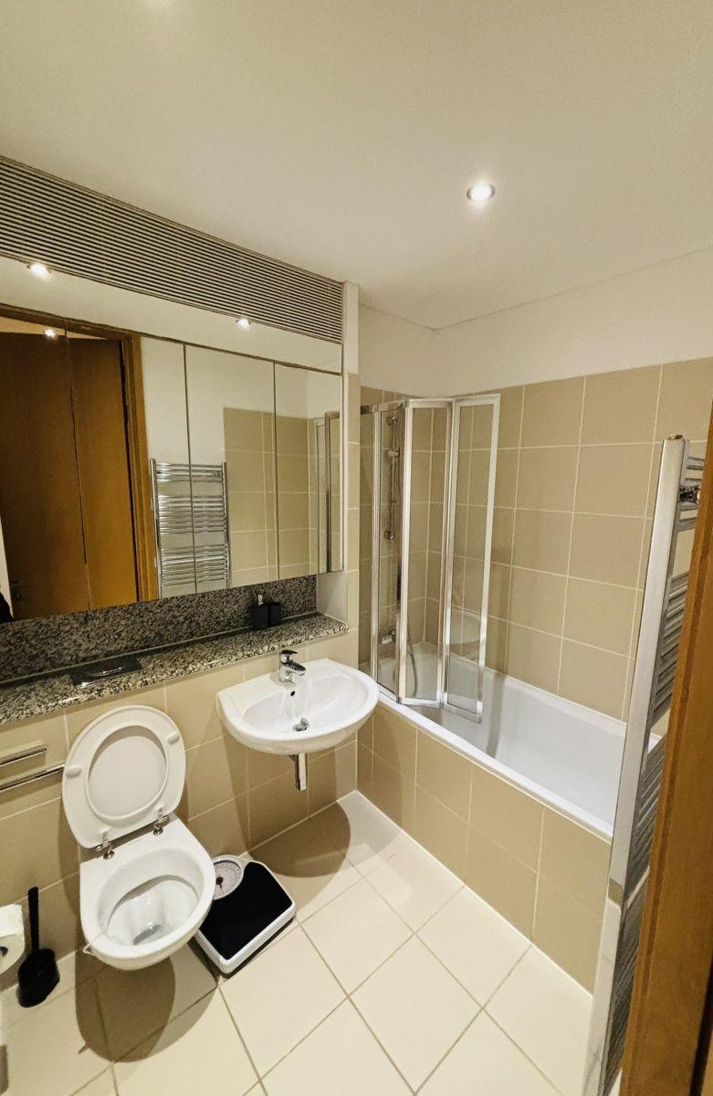Apartment 10, Killashee House, Grand Canal Dock, Dublin 2, D01XK28, historical listing image 6