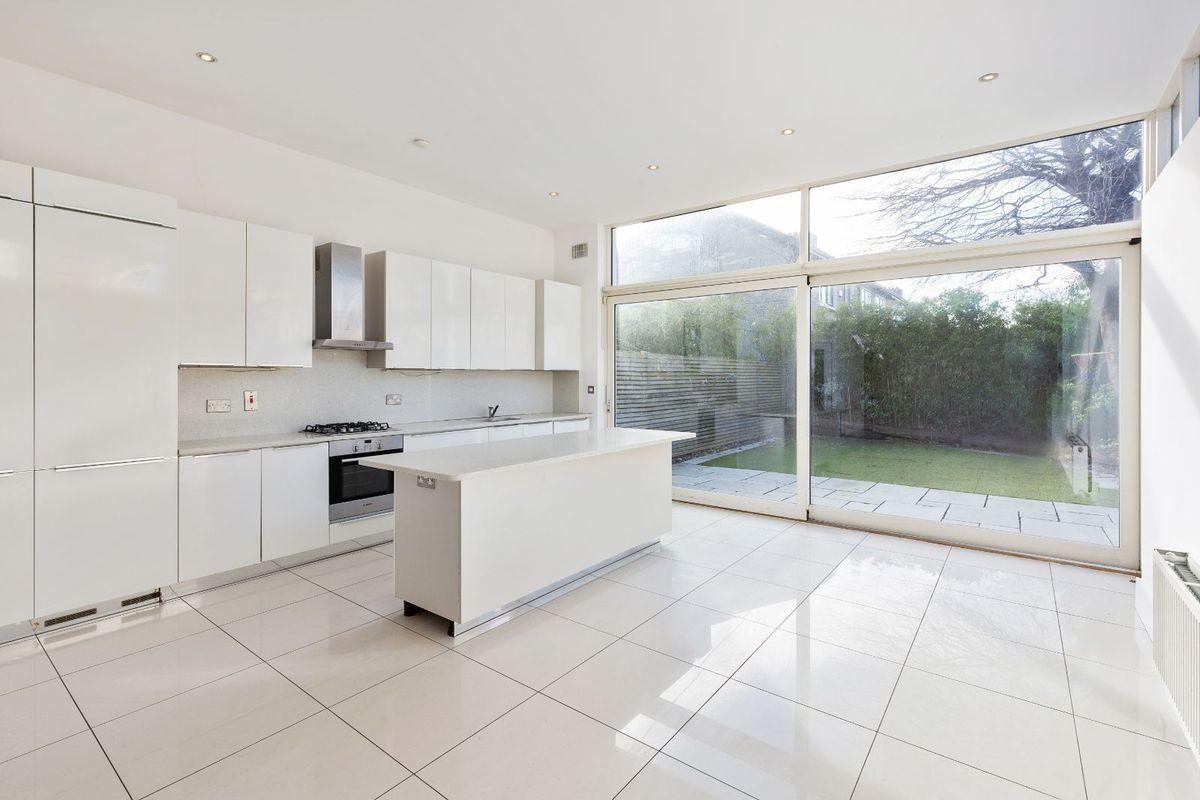 48A Beach Road, Sandymount, Dublin 4, historical listing image 6