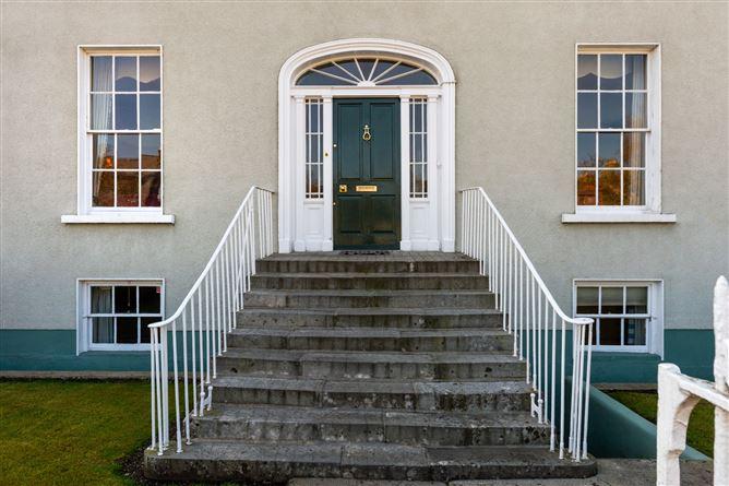 John's Mall, Birr, Co. Offaly, historical listing image 3
