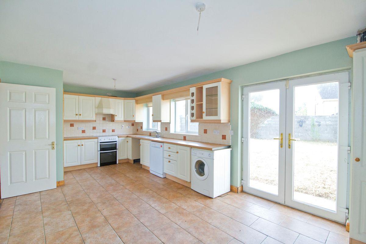 33 Philips Vale, Daingean, Co. Offaly, historical listing image 5