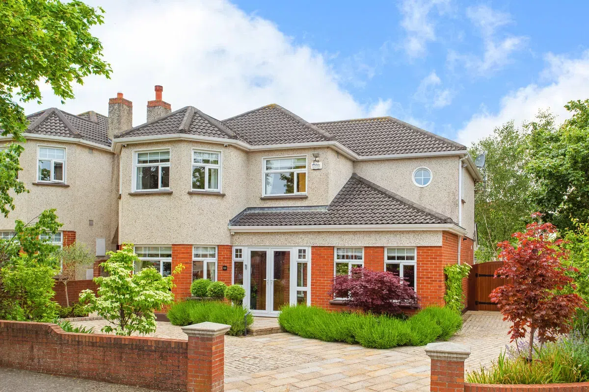 11 Orlagh Lodge, Scholarstown Road, Knocklyon, Dublin 16, historical listing image 1