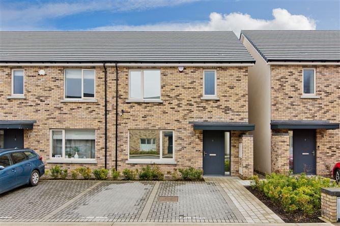 7 Rathborne Rise, Ashtown, Dublin 15, historical listing image 1