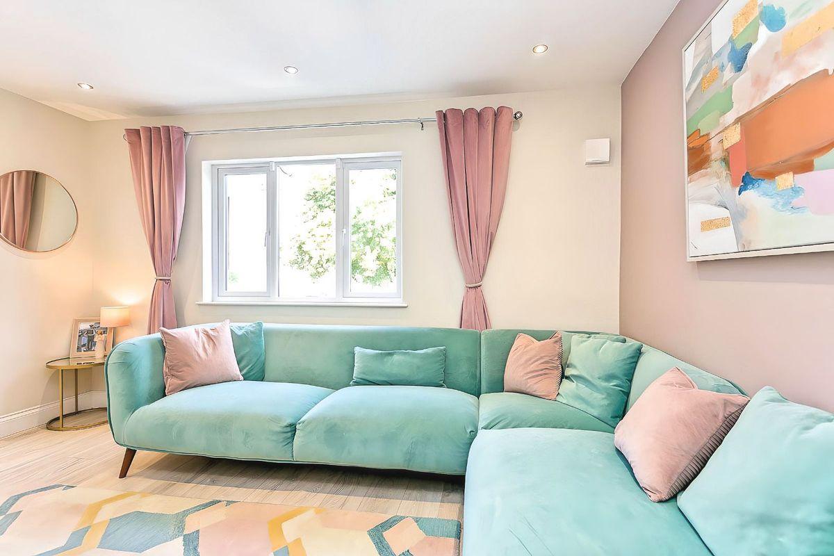 13 Ashgrove, Kill Avenue, Dun Laoghaire, Co. Dublin, A96T211, historical listing image 5