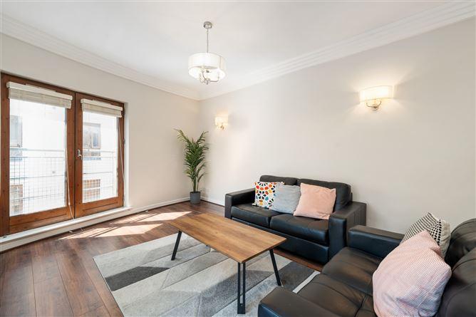 9 Semple House, Custom House Square, IFSC, Dublin 1, historical listing image 3