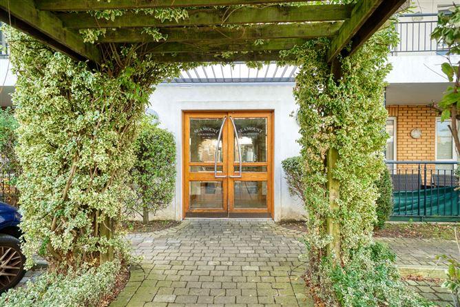 Apartment 163, Block 6, Seamount, Booterstown, Co. Dublin, A94NN70, historical listing image 3