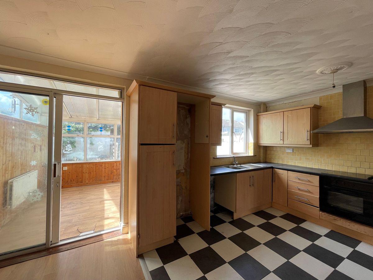26 Tamarisk Park, Kilnamanagh, Dublin 24, historical listing image 5