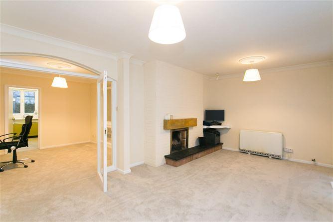 62 Stillorgan Wood, Stillorgan, Co. Dublin, historical listing image 3