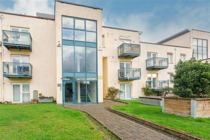 10 Kilwarden Court, Clondalkin, Dublin 22, historical listing image 2