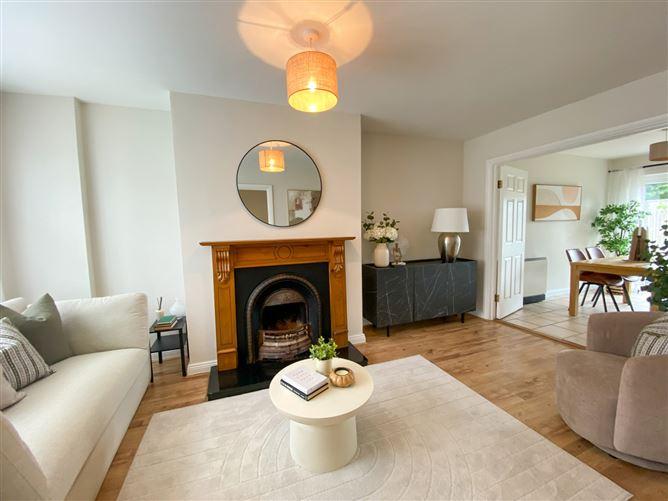 9 Derravaragh Mews, Castlepollard, Co. Westmeath, Mullingar, historical listing image 2