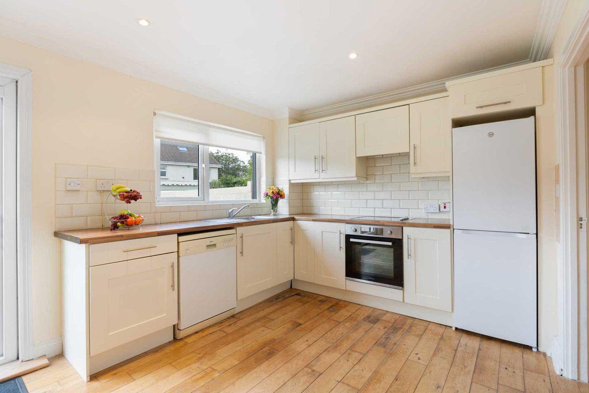 31 Tymon Crescent, Oldbawn, Dublin 24, historical listing image 4