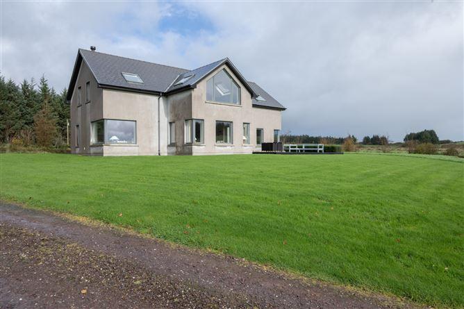 Dooneens, Rylane, Co. Cork, historical listing image 2