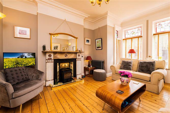 24 IONA DRIVE, Glasnevin, Dublin 9, historical listing image 4