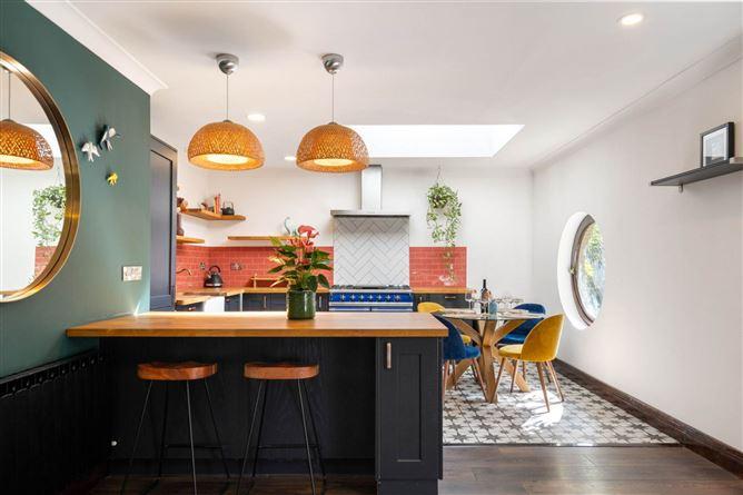 7 Stephen`s Lane, Dublin 2, County Dublin, historical listing image 2
