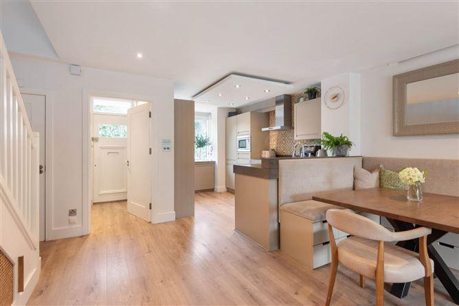 20 The Sycamores, Grove Road, Malahide, County Dublin, historical listing image 5
