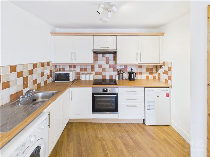 3a edgewater, convent rd, tullamore, historical listing image 6