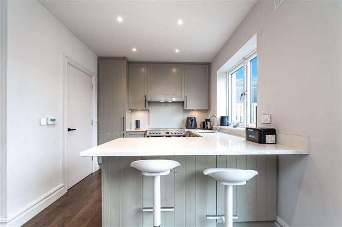 3, Rockville Court, Dublin 18, historical listing image 3