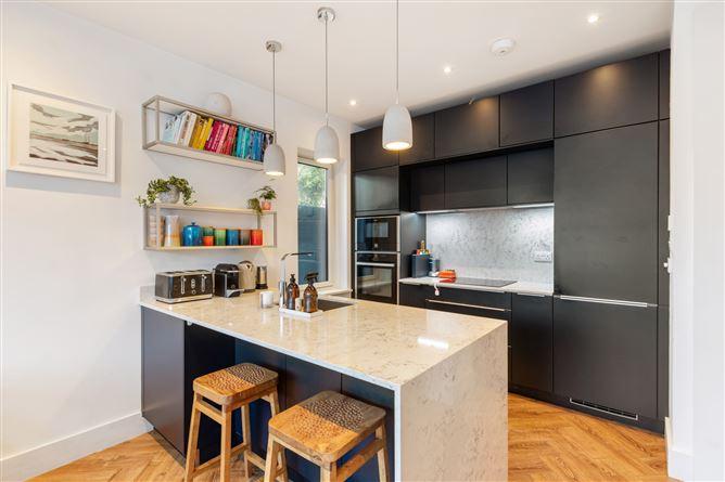 5a, Sefton Rochestown Avenue, Co. Dublin, historical listing image 5