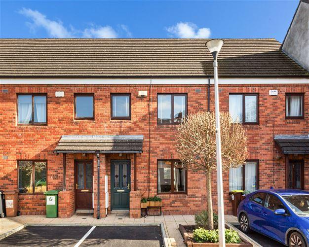 9, Montpelier Court, Dublin 7, historical listing image 1