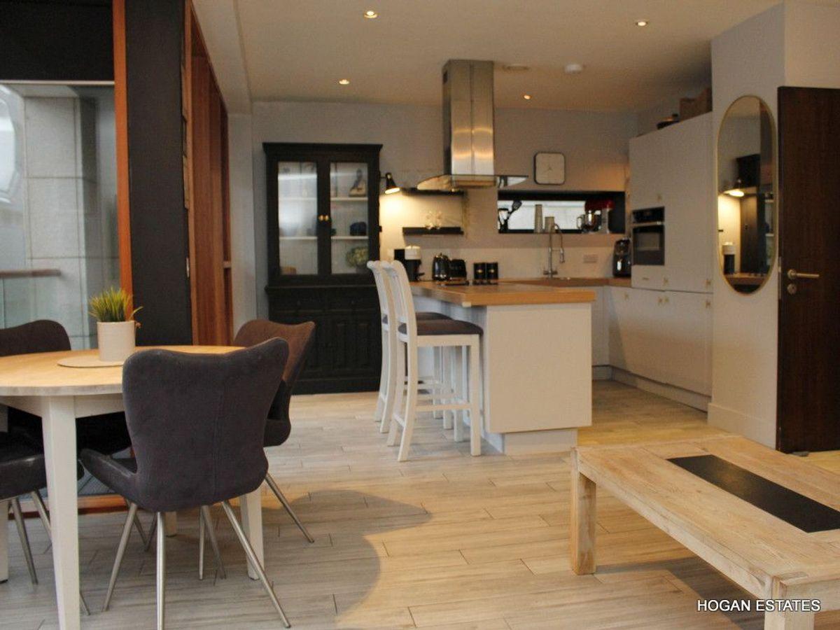 Apartment 200 , The Cubes 5, Stillorgan, Co. Dublin, D18P8N0, historical listing image 5