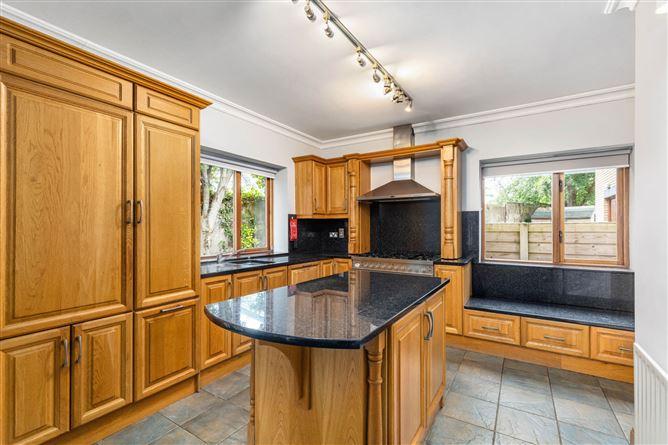 2, Four Oaks Oaklands Crescent, Dublin 6, historical listing image 6