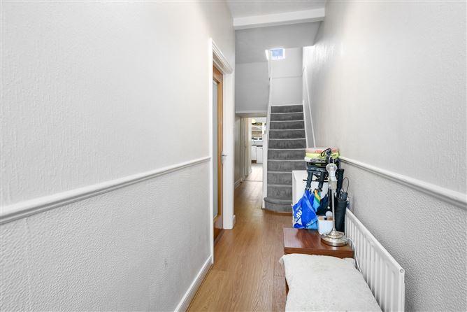 Original advertisement for 33 CARLINGFORD RD, DRUMCONDRA, DUBLIN 9