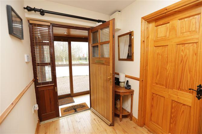 7, Clonmore Hale Street, Co. Louth, historical listing image 3