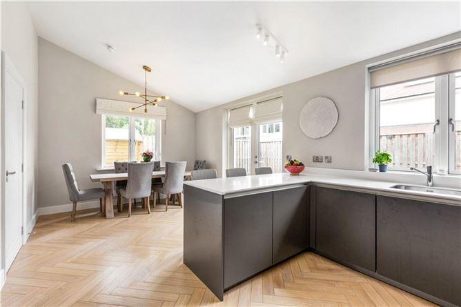 36 Brighton Wood, Foxrock, Dublin 18, historical listing image 5