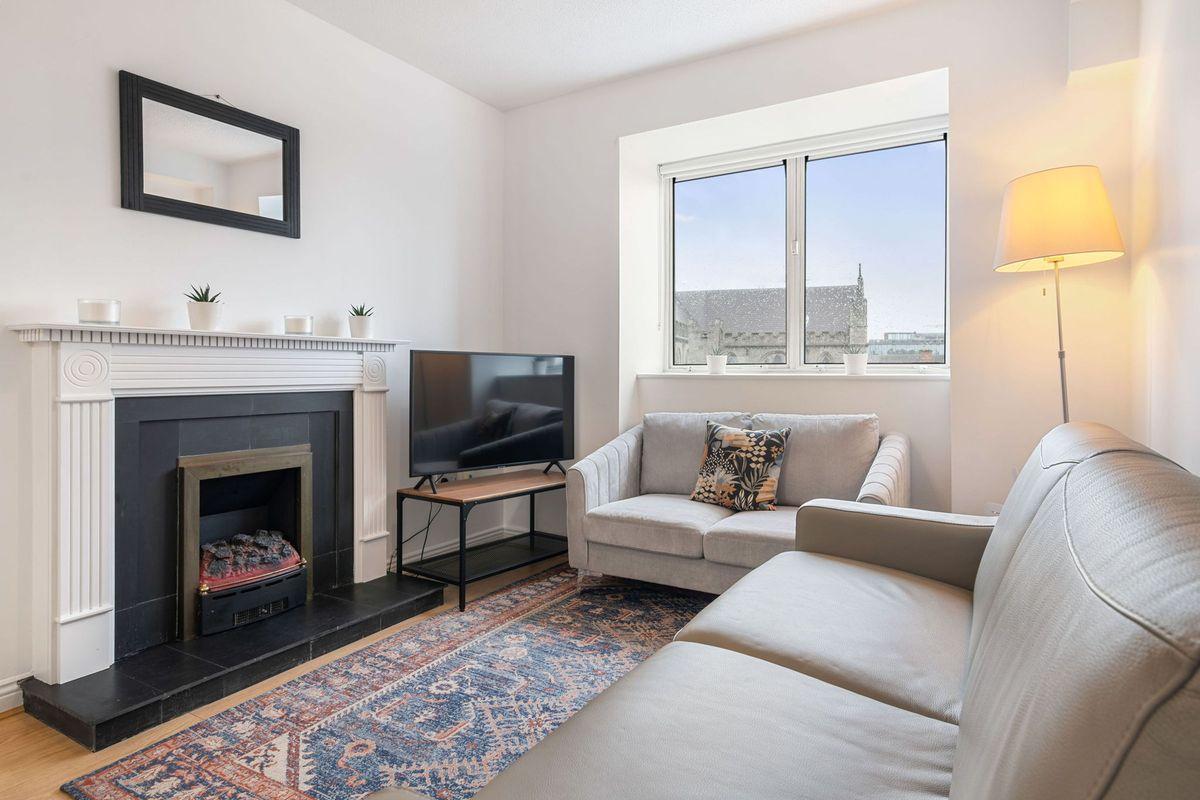 Apartment 24, Dawson House, Dean Court, Dublin 8, D08TX46, historical listing image 3
